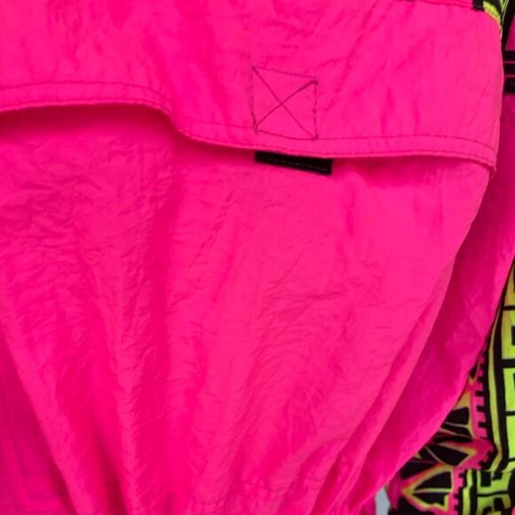 Vintage 80s/90s Shell Shock Neon Pink Windbreaker - Picture 5 of 7